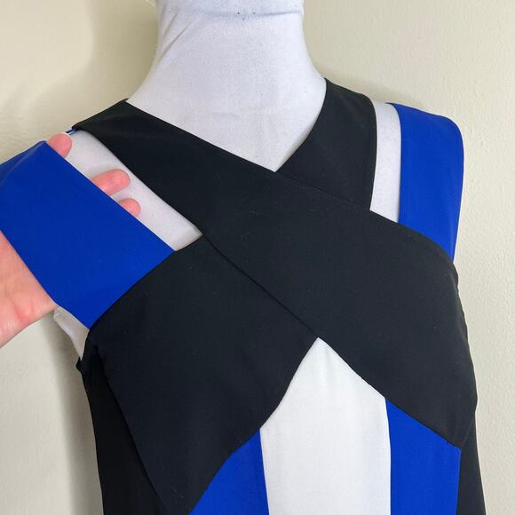 BCBGMaxAzria Chantel Dress XS Crossover Neck Cutout Flowy Mini Shift Colorblock - Picture 5 of 11